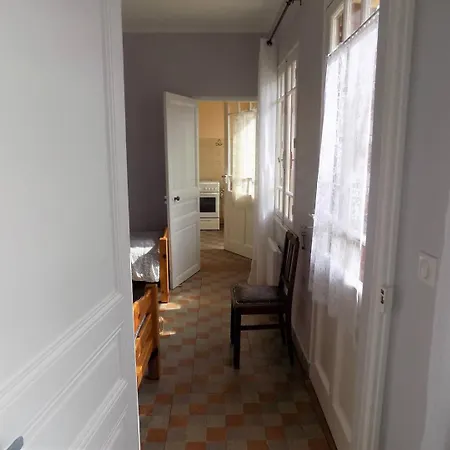 Apartment Palais Sur En Rez De Chaussee Pour Un Sejour En Famille